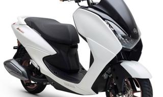 雅马哈踏板摩托车