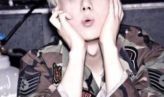 泫雅张贤胜舞台热吻 泫雅张贤胜舞台热吻